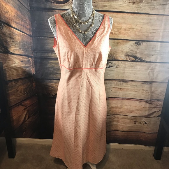 Ann Taylor size 10 sleeveless dress. Color peach - Picture 1 of 8